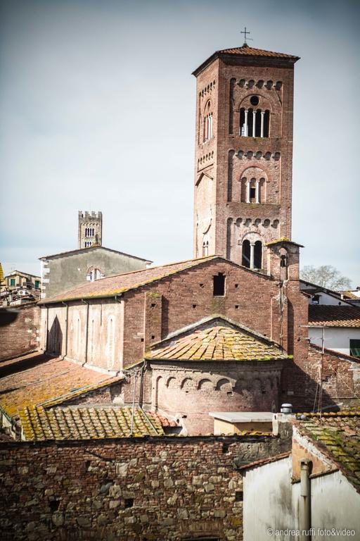 Il Rifugio Degli Innamorati...Di Lucca Exteriör bild