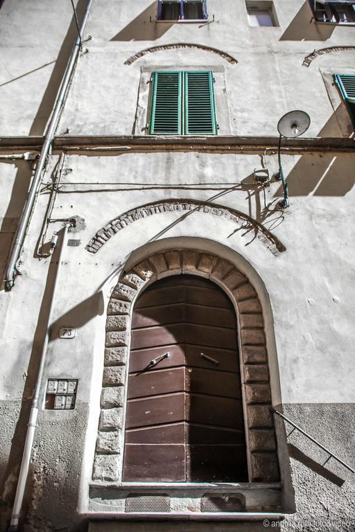 Il Rifugio Degli Innamorati...Di Lucca Exteriör bild