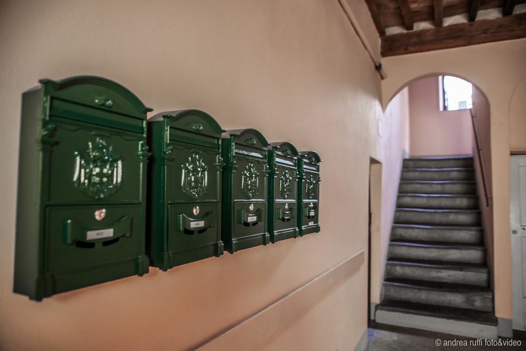 Il Rifugio Degli Innamorati...Di Lucca Exteriör bild